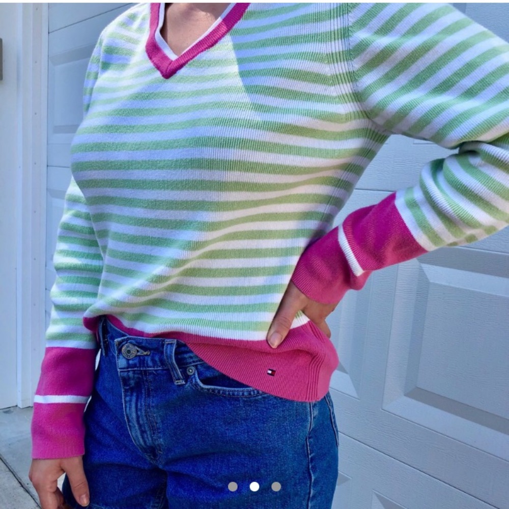 Vintage Tommy Hilfiger sweater